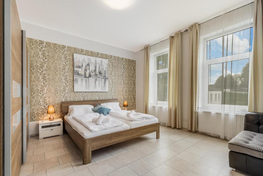 גלוקסבורג Ferienwohnung Am Schlosspark מראה חיצוני תמונה