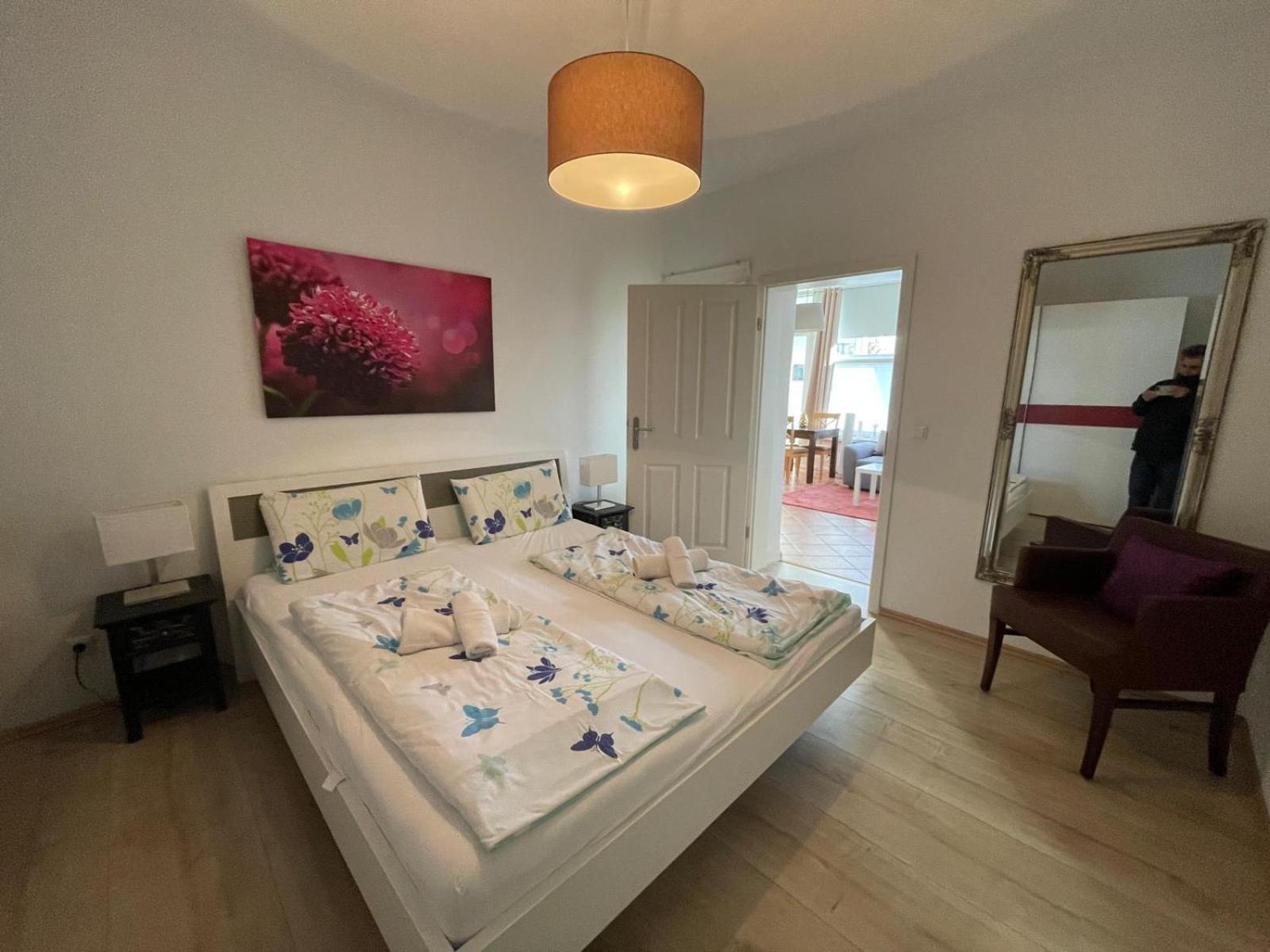 גלוקסבורג Ferienwohnung Am Schlosspark מראה חיצוני תמונה